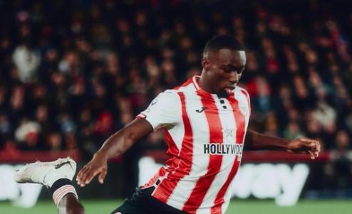 乐鱼-英媒：买右后卫，曼城想从布伦特福德签下卡约德